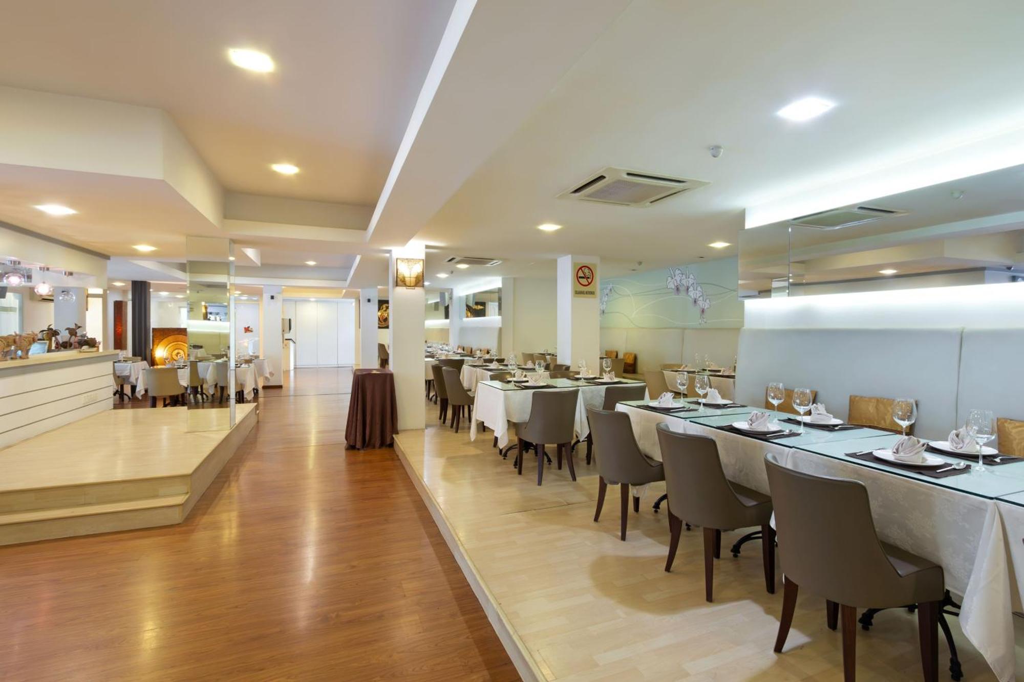 Kings Hotel Melaka Εξωτερικό φωτογραφία