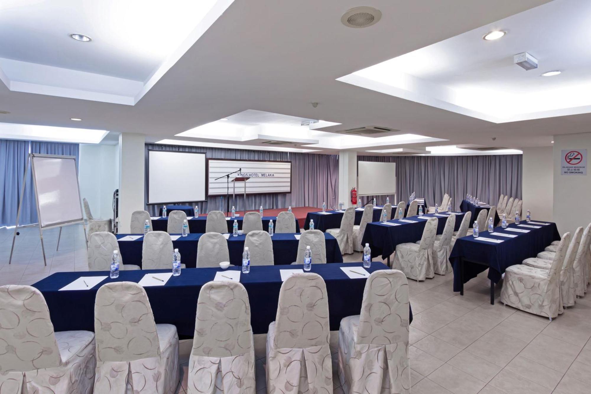 Kings Hotel Melaka Εξωτερικό φωτογραφία