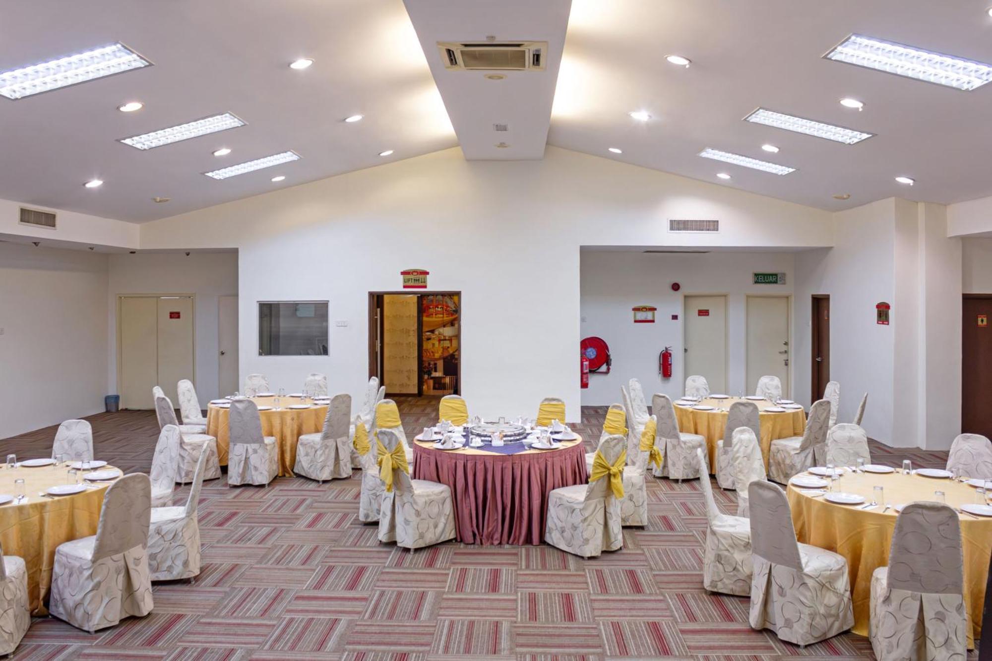 Kings Hotel Melaka Εξωτερικό φωτογραφία