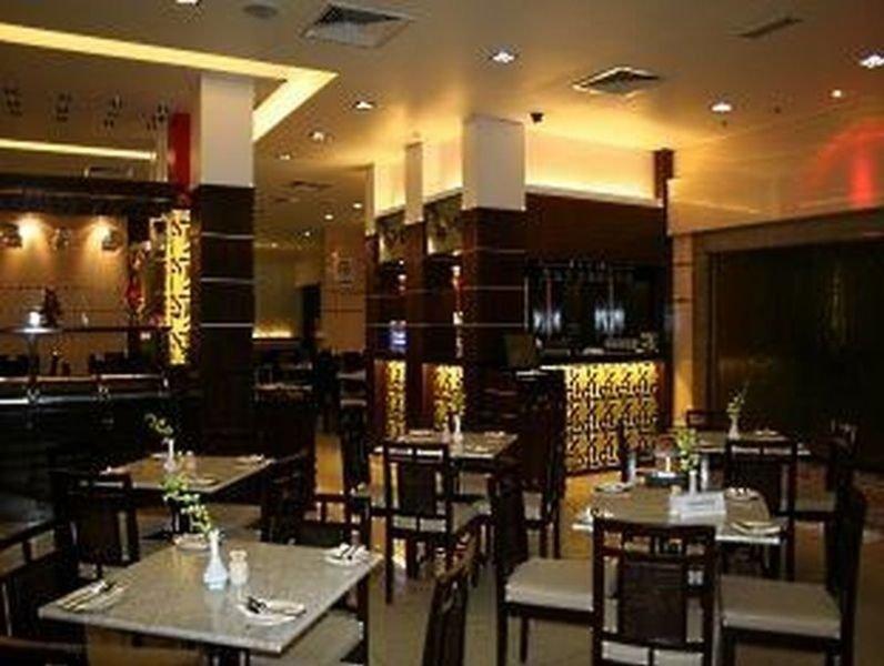 Kings Hotel Melaka Εξωτερικό φωτογραφία